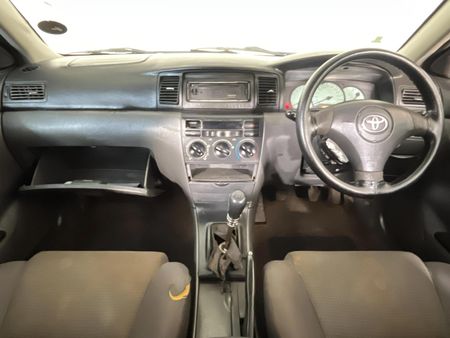 2005-Toyota-Corolla-160i-GLS_1