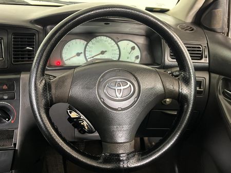 2005-Toyota-Corolla-160i-GLS_8