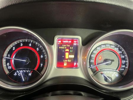 2014-Dodge-Journey-36-V6-RT-Auto_2
