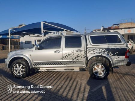 2005-Isuzu-KB-250Dc-LE-Double-Cab_10