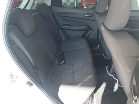 2023-Suzuki-Swift-12-GL-Manual_8
