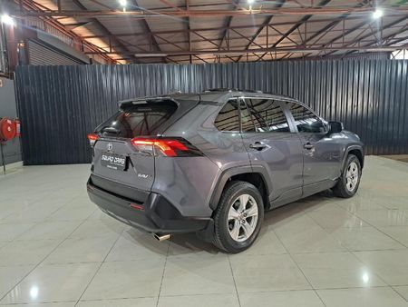 2020-Toyota-RAV4-20-GX-Auto_17