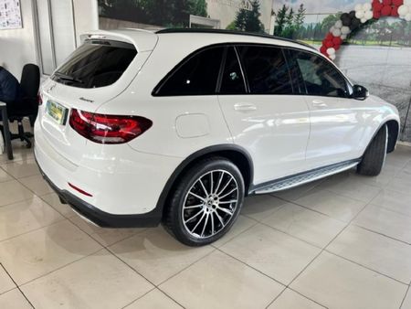 2021-Mercedes-Benz-GLC-Coupe-220d-4Matic_2