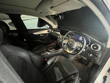 2021-Mercedes-Benz-GLC-Coupe-220d-4Matic_6