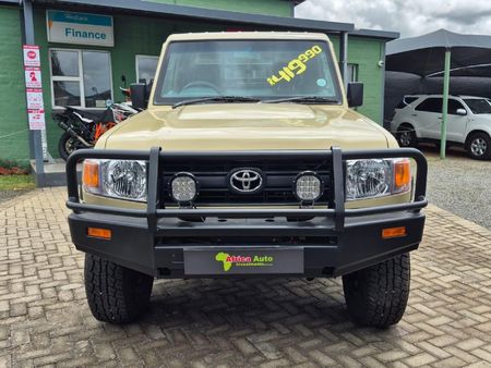 2010-Toyota-Land-Cruiser-79-40-Single-Cab_7