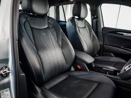 2025-Volkswagen-Tiguan-14TSI-R-Line_11
