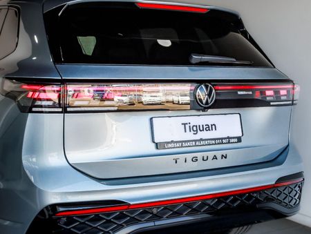 2025-Volkswagen-Tiguan-14TSI-R-Line_8