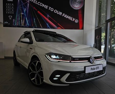 2025-Volkswagen-Polo-20-GTI-Auto-147kW_0