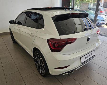 2025-Volkswagen-Polo-20-GTI-Auto-147kW_6