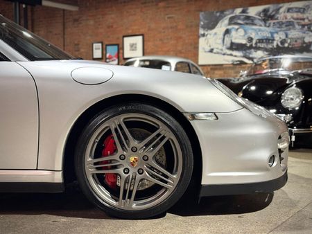 2008-Porsche-911-Turbo_2