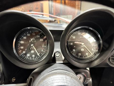 1974-Alfa-Romeo-Spider-2000-Veloce_13