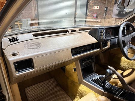1984-Mitsubishi-Starion-Turbo_10