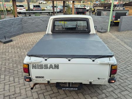 2003-Nissan-1400-Champ_4
