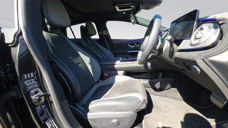 2023-Mercedes-Benz-EQE-350-Sedan_13