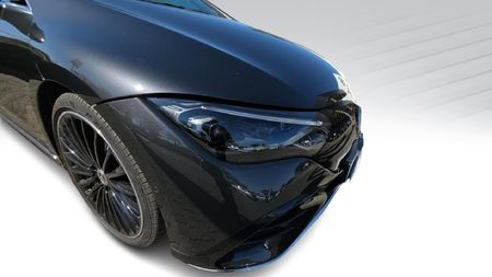 2023-Mercedes-Benz-EQE-350-Sedan_8