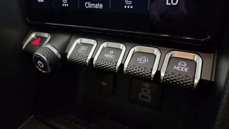 2026-Volkswagen-Amarok-20-BiTDI-154kW-4Motion-Panamericana-Auto-Double-C_18