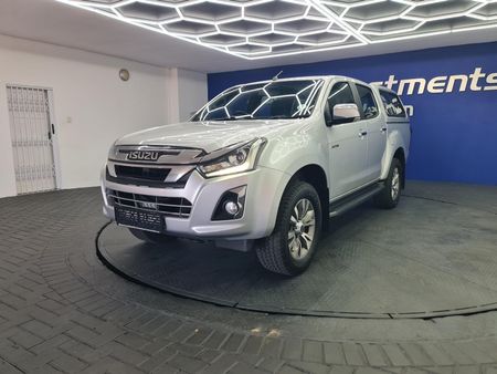 2021-Isuzu-D-Max-300-LX-Double-Cab_4
