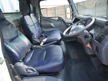 2014-Mitsubishi-Fuso-Canter-FE7-136-FC-CC_6