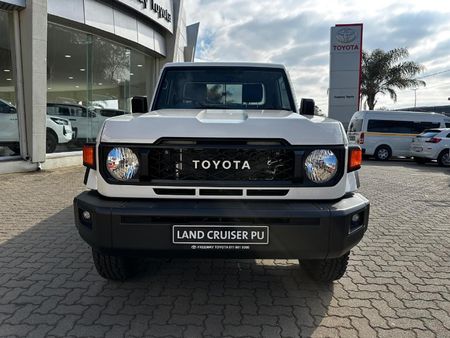 2026-Toyota-Land-Cruiser-79-28-GD-6-Single-Cab_2
