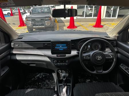 2026-Toyota-Rumion-15-TX-Auto_10