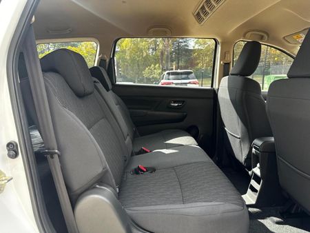 2026-Toyota-Rumion-15-TX-Auto_12