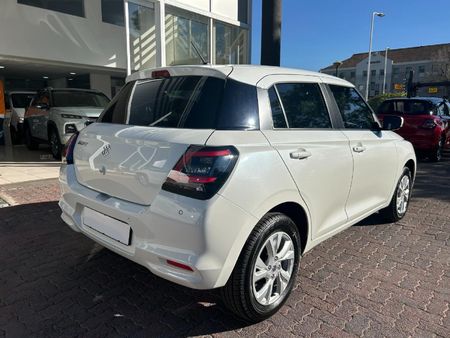 2026-Suzuki-Swift-12-GL-Auto_6