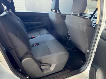 2025-Suzuki-Ertiga-15-GA_9