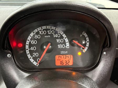 2002-Fiat-Seicento-11_10