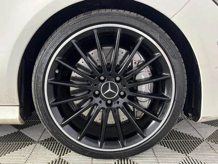 2017-Mercedes-AMG-CLA-45-AMG_5