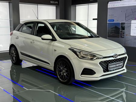 2019-Hyundai-i20-12-Motion_0