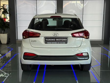 2019-Hyundai-i20-12-Motion_5