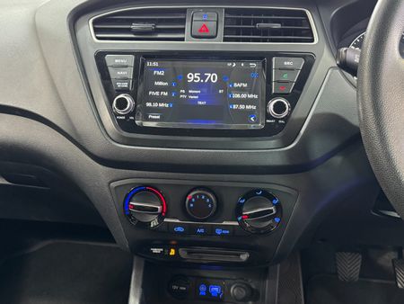 2019-Hyundai-i20-12-Motion_7