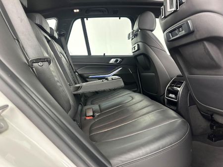 2022-BMW-X5-xDrive30d-M-Sport_9