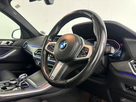 2022-BMW-X5-xDrive30d-M-Sport_13