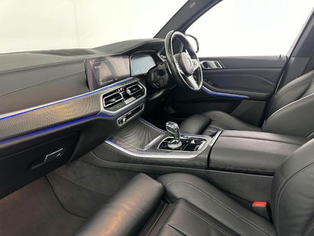 2022-BMW-X5-xDrive30d-M-Sport_19