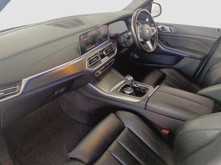 2022-BMW-X5-xDrive30d-M-Sport_2