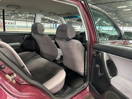 1996-Volkswagen-Jetta-III-20-CLI_13