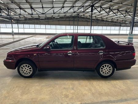 1996-Volkswagen-Jetta-III-20-CLI_3