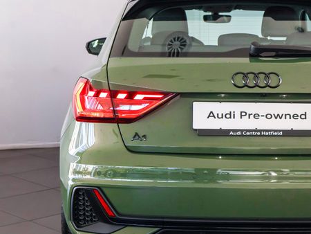 2025-Audi-A1-Sportback-30-TFSI-Black-Edition-S-Tronic_11