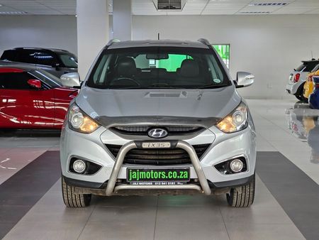 2013-Hyundai-ix35-20-GLS-Executive_3