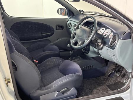 2000-Renault-Megane-20-RSi-Sport-Coupe_7