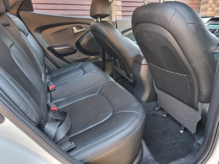 2013-Hyundai-ix35-20-GLS-Executive_5