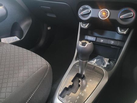 2025-Kia-Picanto-10-LX-Auto_11