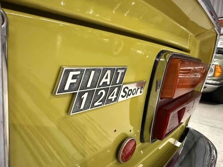 1971-Fiat-124-Sport-Coupe_10