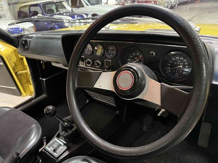 1971-Fiat-124-Sport-Coupe_14