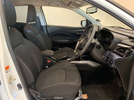 2024-Suzuki-Baleno-15-GLX-Auto_12