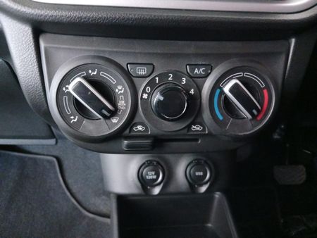 2024-Toyota-Vitz-10-XR-AMT_15