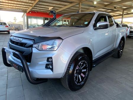 2023-Isuzu-D-Max-19-DDI-HR-LS-Extended-Cab_6