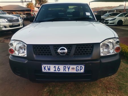 2018-Nissan-NP300-NP300-LWB-SC_1