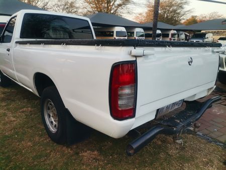 2018-Nissan-NP300-NP300-LWB-SC_6